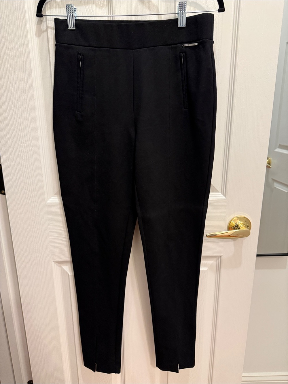 Elie Tahari Black Ponte Ankle Skinny Pants